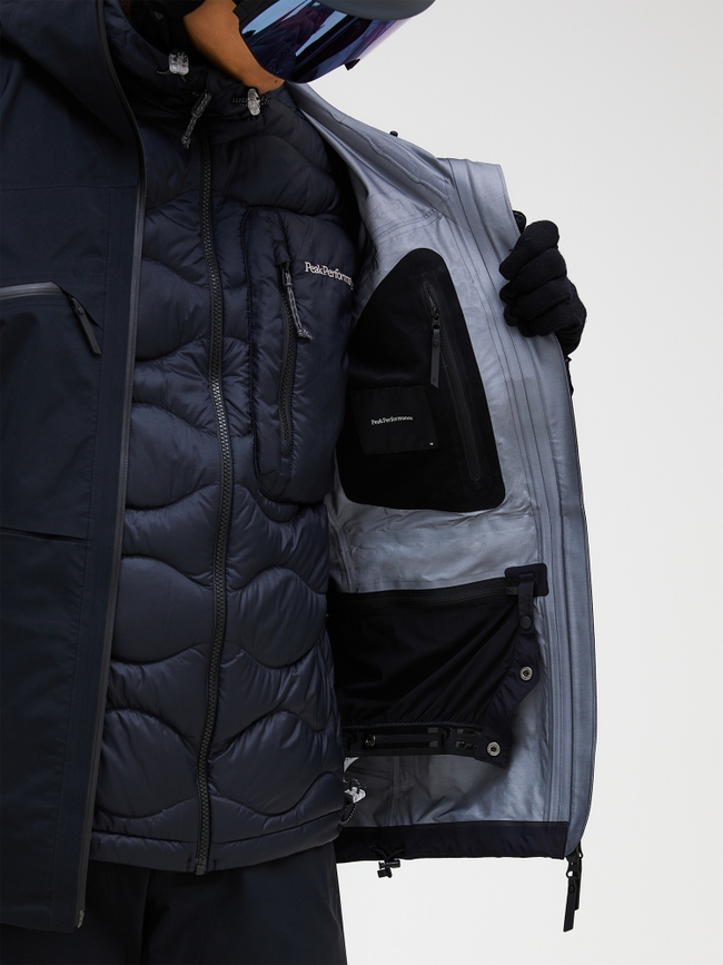 Alpine GORE-TEX 3L Shell Jacket Men | Peak Performance Alpine GORE-TEX 3L Shell Jacket Men | Peak Performance