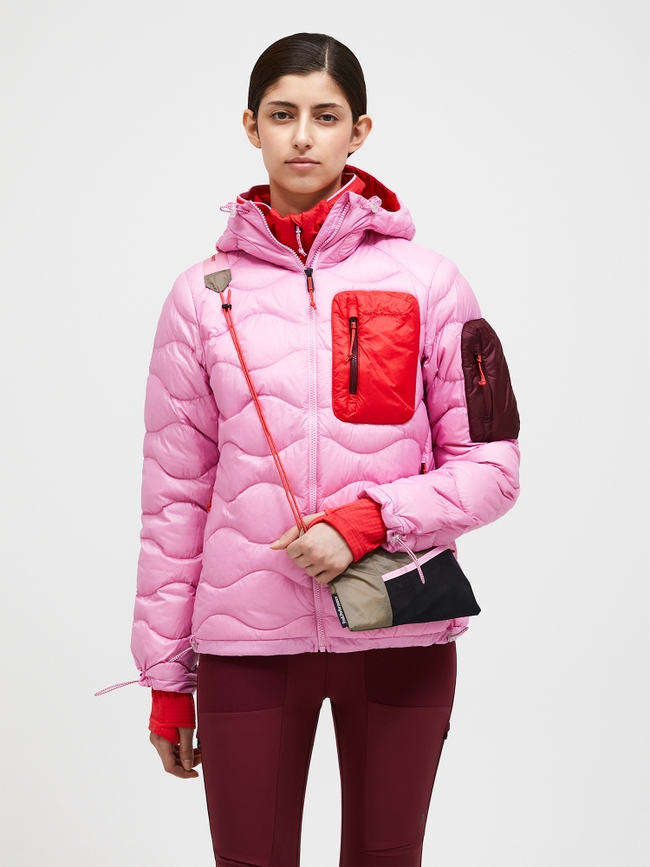 Helium Utility Down Hood Jacket Women | Peak Performance