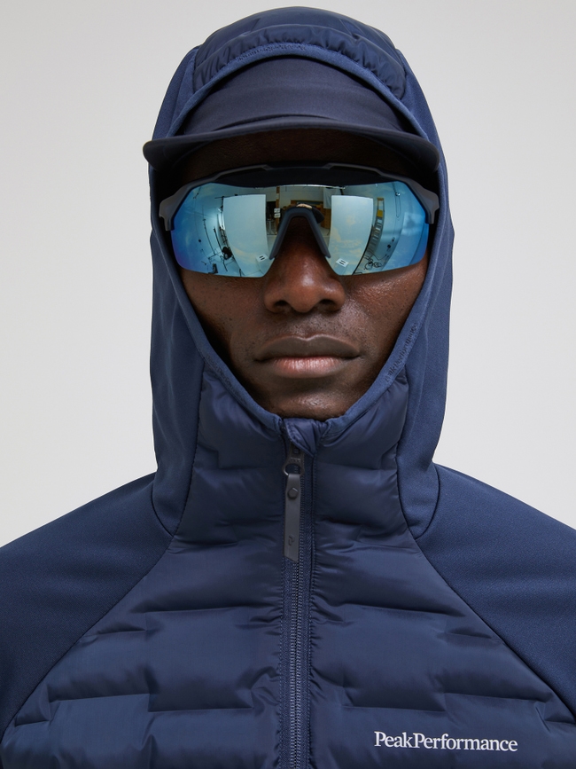 Argon Hybrid Insulated Hood Men | Peak Performance