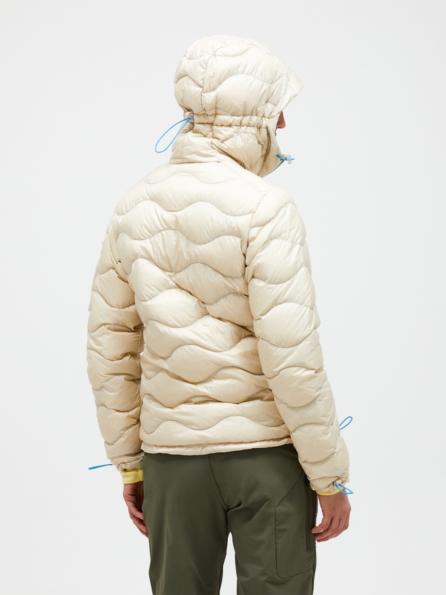 Helium Down Hood Jacket Women | Peak Performance